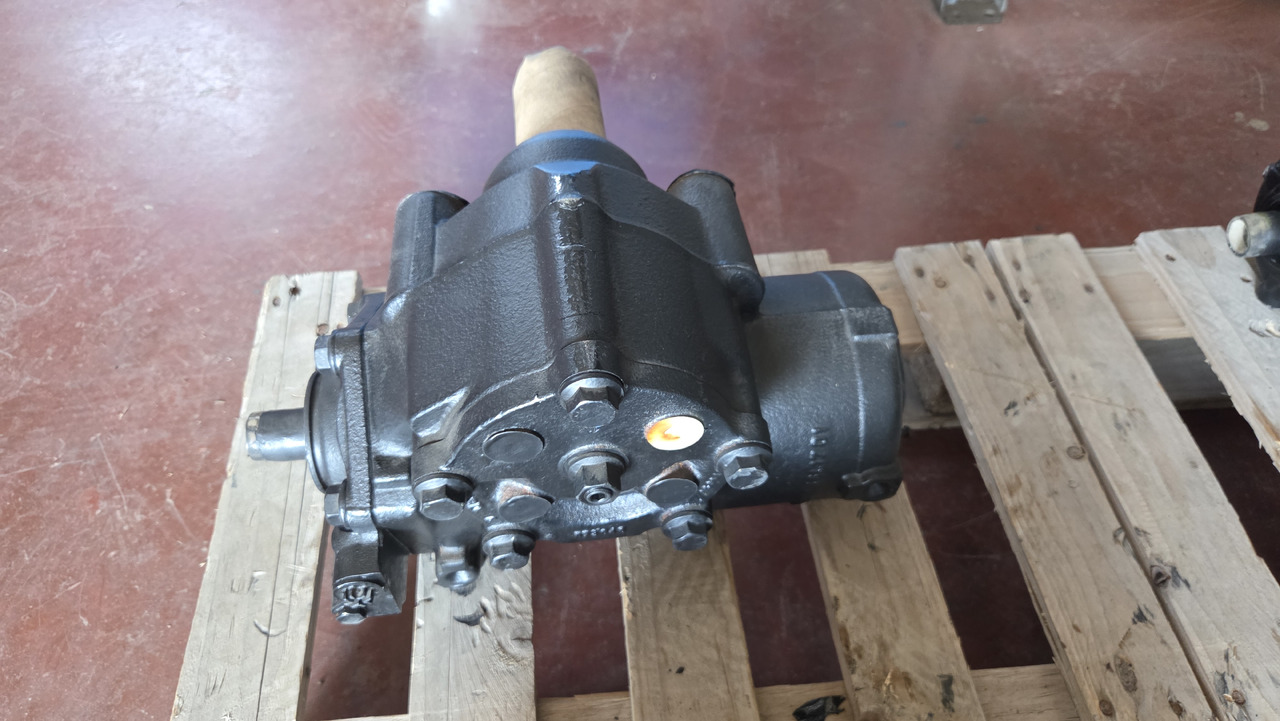 MERCEDES-BENZ POWER STEERING ACTROS MP3 - Volant: photos 2 MERCEDES-BENZ POWER STEERING ACTROS MP3 - Volant: photos 2