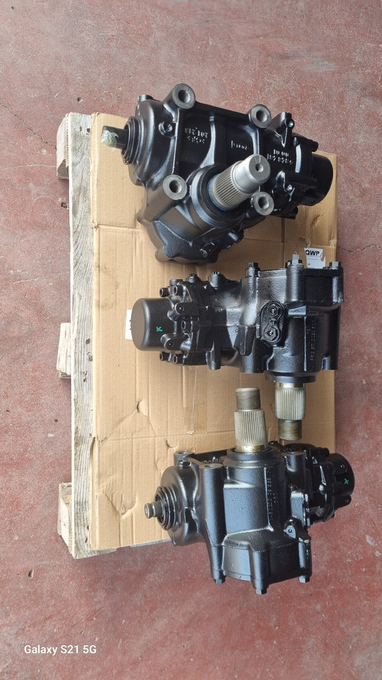 MERCEDES POWER STEERING LS8 - Volant: photos 5 MERCEDES POWER STEERING LS8 - Volant: photos 5