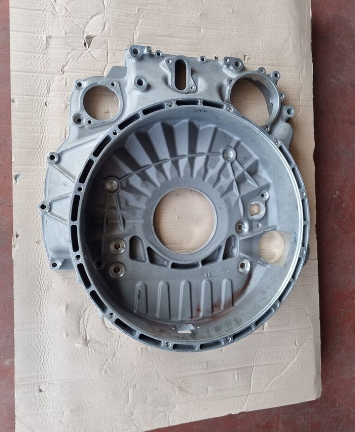 Mercedes-Benz TRANSMISSION HOUSING Mercedes-Benz ACTROS MP4 EURO 6 - Boîte de vitesse pour Camion: photos 5 Mercedes-Benz TRANSMISSION HOUSING Mercedes-Benz ACTROS MP4 EURO 6 - Boîte de vitesse pour Camion: photos 5