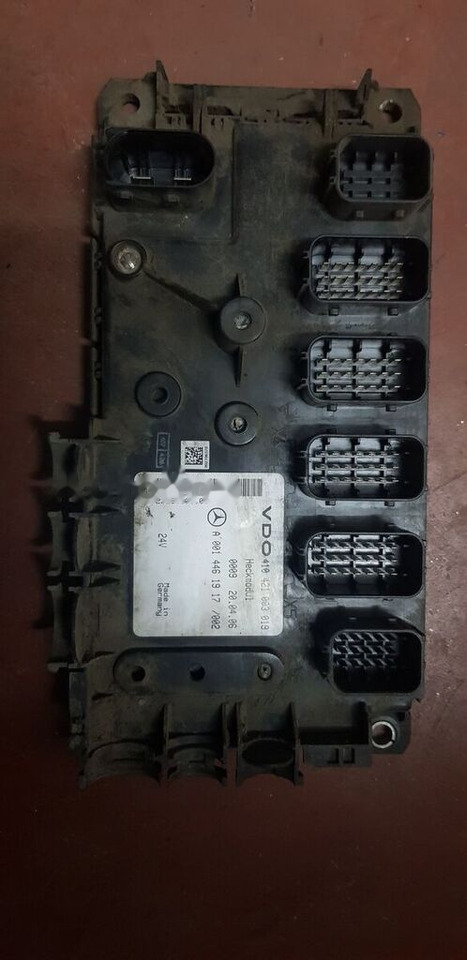 Mercedes-Benz instrumend panel Mercedes-Benz ACTROS MP2 - Panel de instrumentos pour Camion: photos 1 Mercedes-Benz instrumend panel Mercedes-Benz ACTROS MP2 - Panel de instrumentos pour Camion: photos 1