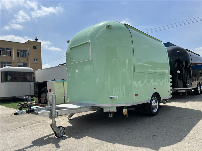 BBQ Burger Food Truck Pizza Food Trailer - Remorque magasin: photos 5 BBQ Burger Food Truck Pizza Food Trailer - Remorque magasin: photos 5