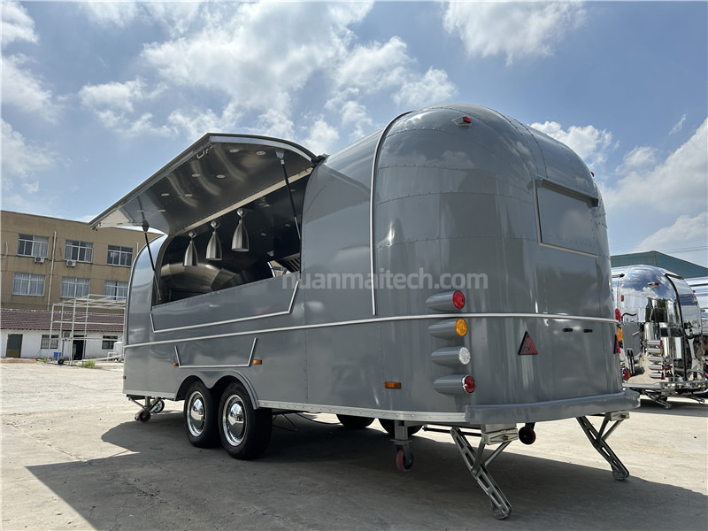 Burger Food Truck Grey Airstream Food Trailer=,Coffee Trailer - Remorque magasin: photos 5 Burger Food Truck Grey Airstream Food Trailer=,Coffee Trailer - Remorque magasin: photos 5