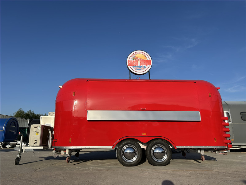 Burger Van Smash Burger Trailer |Handcrafted Burgers & Fries Food Truck - Remorque magasin: photos 1 Burger Van Smash Burger Trailer |Handcrafted Burgers & Fries Food Truck - Remorque magasin: photos 1