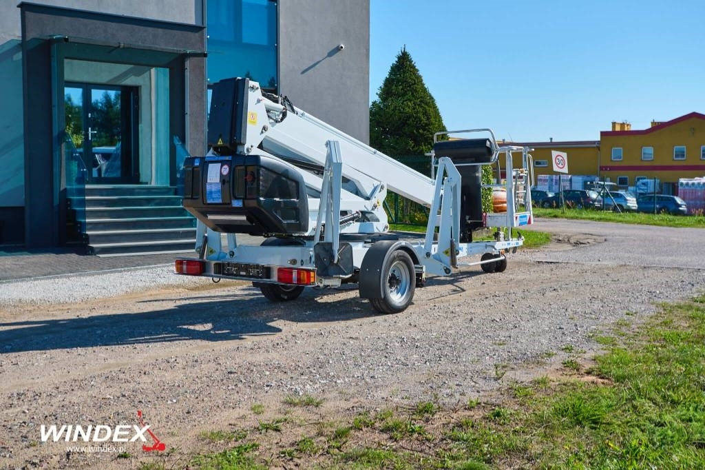 Dino 180 XT II - Nacelle sur remorque: photos 3 Dino 180 XT II - Nacelle sur remorque: photos 3