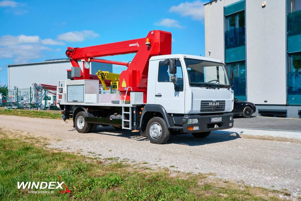 Wumag WT 170 - Camion avec nacelle: photos 1 Wumag WT 170 - Camion avec nacelle: photos 1