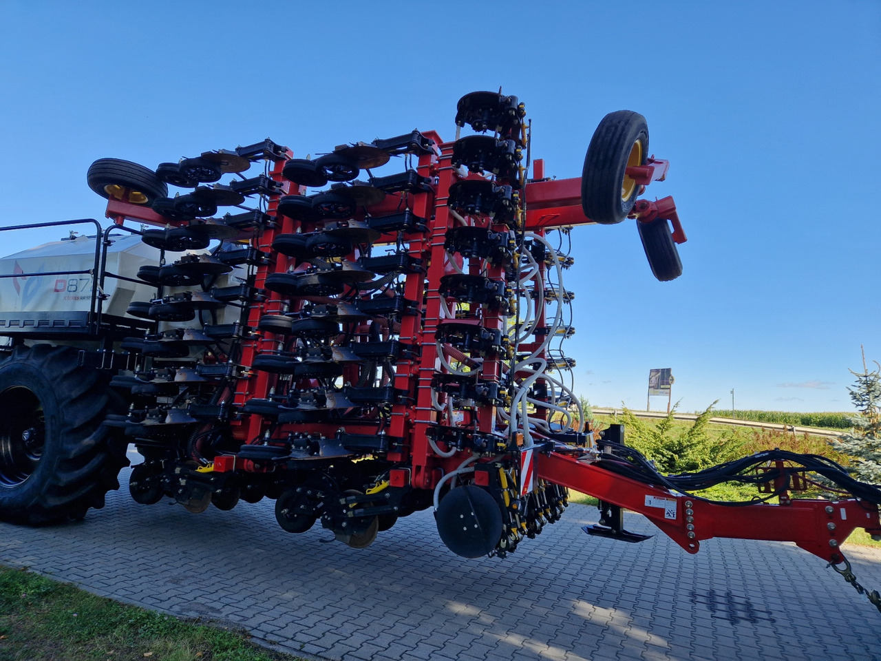 Bourgault CD 872-8 - Semoir: photos 4 Bourgault CD 872-8 - Semoir: photos 4