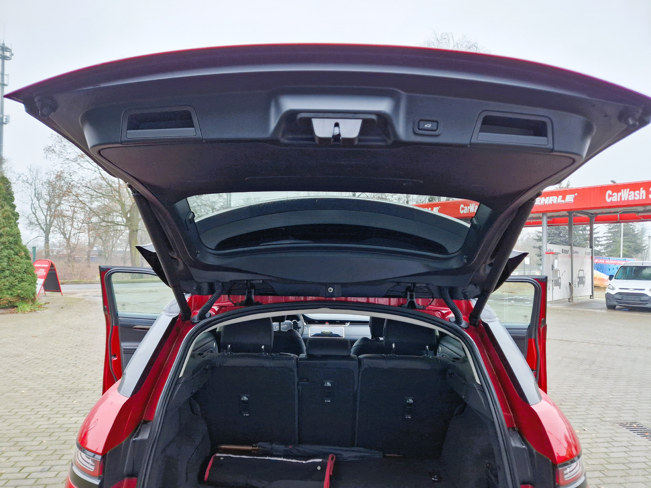 SUV Range Rover Evoque: photos 15