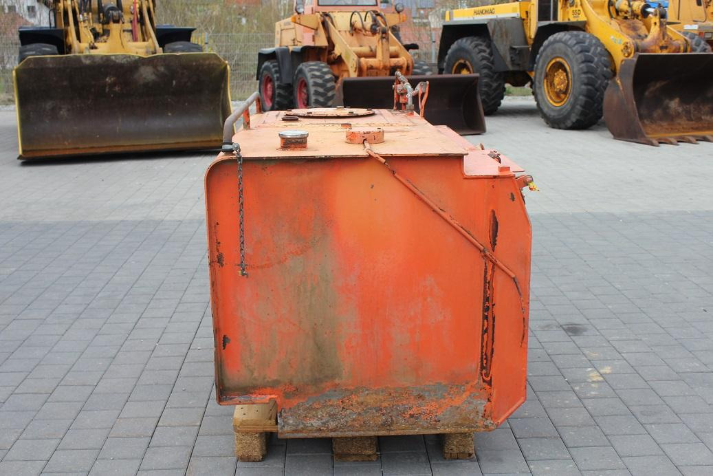 Réservoir hydraulique pour Engins de chantier Atlas 1804: photos 6 Réservoir hydraulique pour Engins de chantier Atlas 1804: photos 6