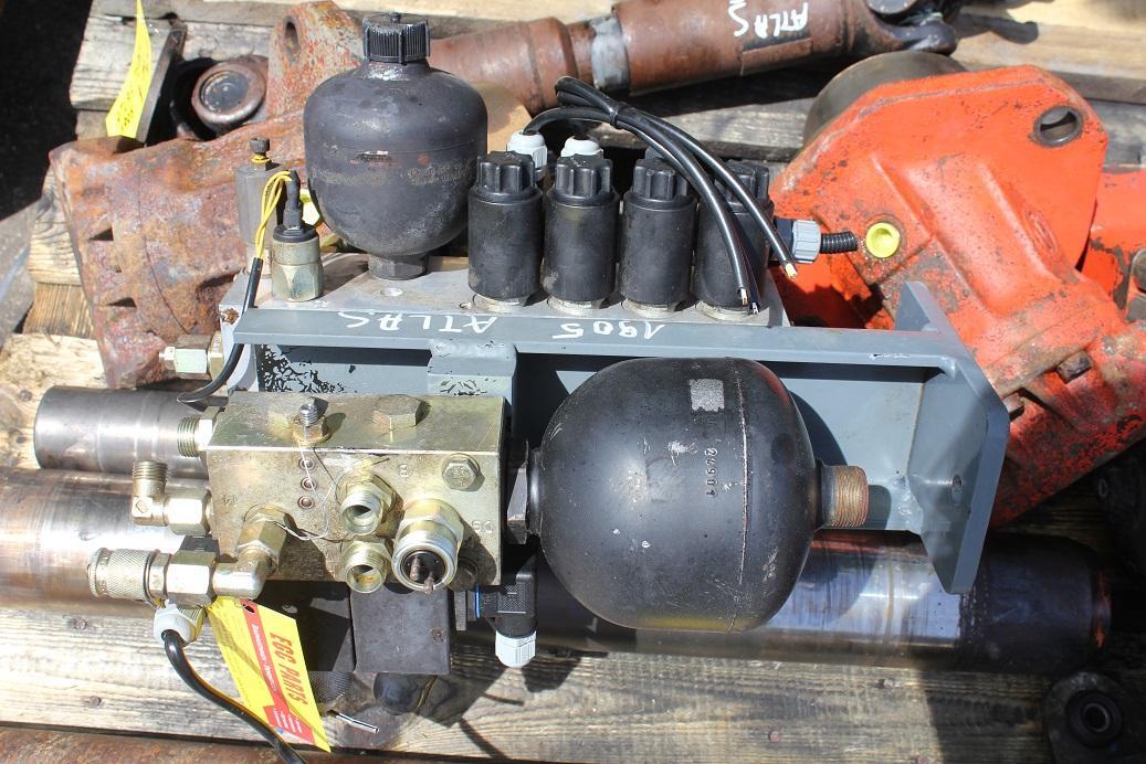 Atlas Terex 1905 M - Valve hydraulique pour Engins de chantier: photos 1 Atlas Terex 1905 M - Valve hydraulique pour Engins de chantier: photos 1