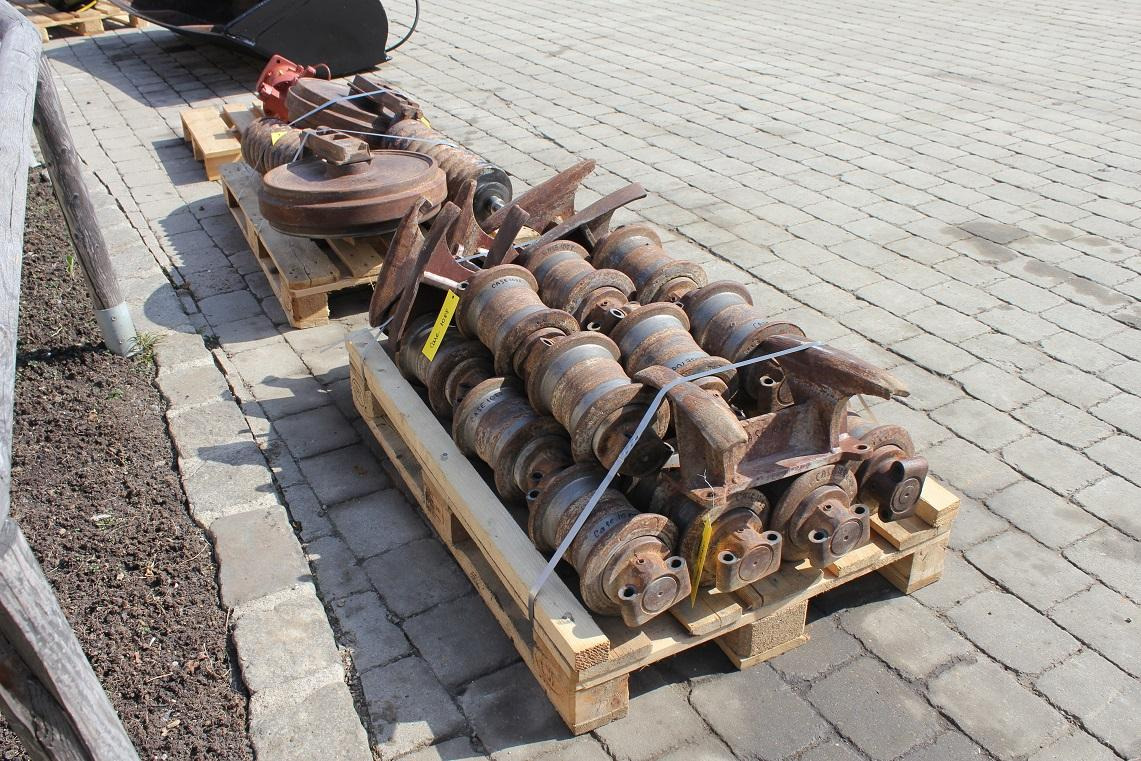 Case Poclain 1088 - Galet à chenilles pour Engins de chantier: photos 3 Case Poclain 1088 - Galet à chenilles pour Engins de chantier: photos 3