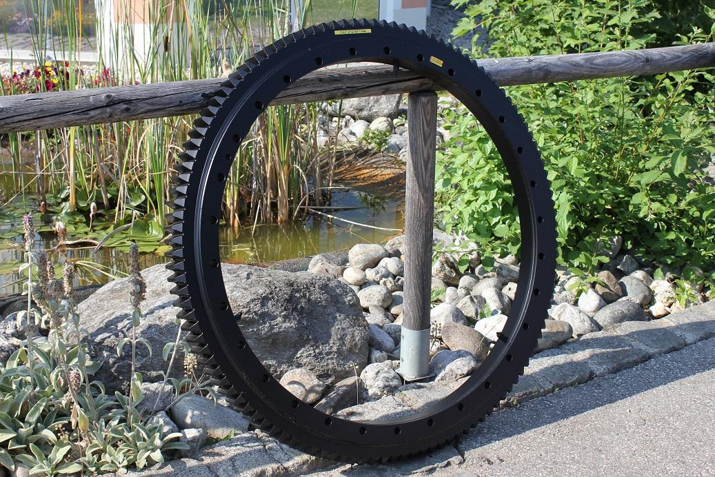 Caterpillar 212 BFT - Couronne d'orientation pour Engins de chantier: photos 1 Caterpillar 212 BFT - Couronne d'orientation pour Engins de chantier: photos 1