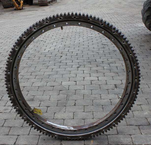 Caterpillar 212 BFT - Couronne d'orientation pour Engins de chantier: photos 2 Caterpillar 212 BFT - Couronne d'orientation pour Engins de chantier: photos 2