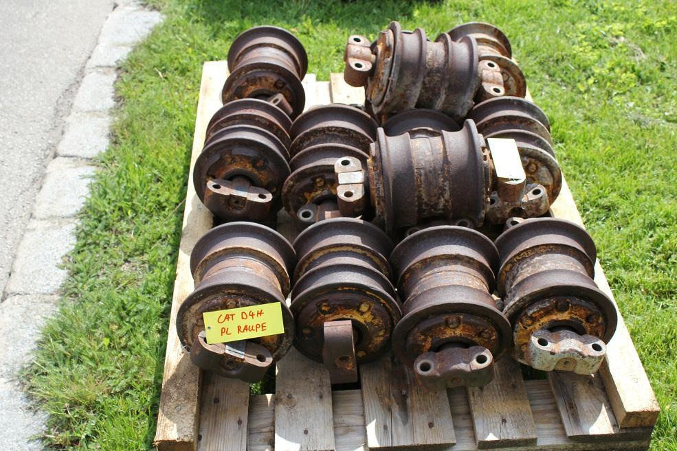 Caterpillar D 4-H - Galet à chenilles pour Engins de chantier: photos 2 Caterpillar D 4-H - Galet à chenilles pour Engins de chantier: photos 2