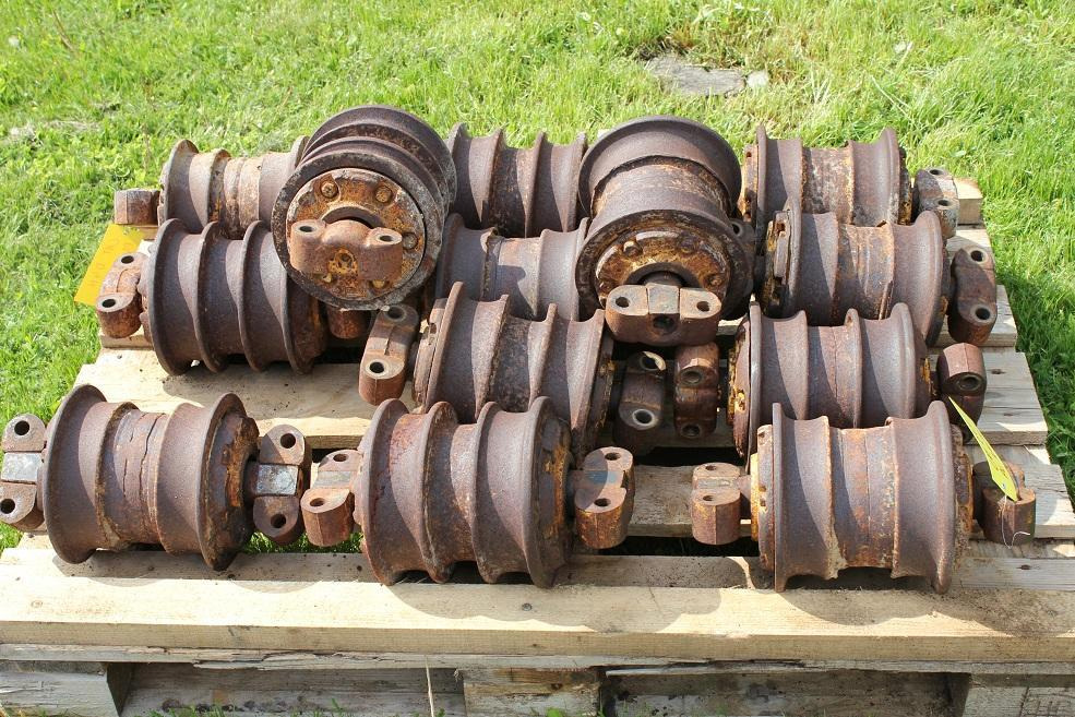 Caterpillar D 4-H - Galet à chenilles pour Engins de chantier: photos 3 Caterpillar D 4-H - Galet à chenilles pour Engins de chantier: photos 3