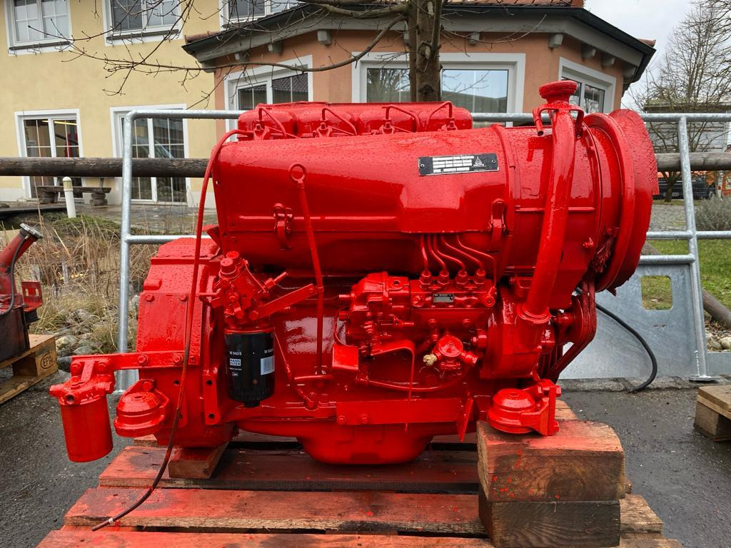 Deutz F4L913 - Moteur pour Engins de chantier: photos 2 Deutz F4L913 - Moteur pour Engins de chantier: photos 2