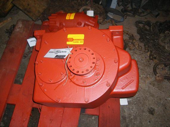 Eder 400 oder Hanomag 250 - Transmission pour Engins de chantier: photos 3 Eder 400 oder Hanomag 250 - Transmission pour Engins de chantier: photos 3