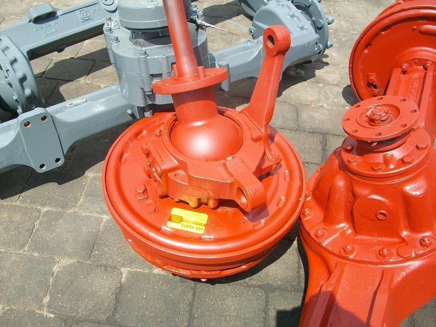 Hanomag B 8 B - Essieu et pièces pour Engins de chantier: photos 3 Hanomag B 8 B - Essieu et pièces pour Engins de chantier: photos 3