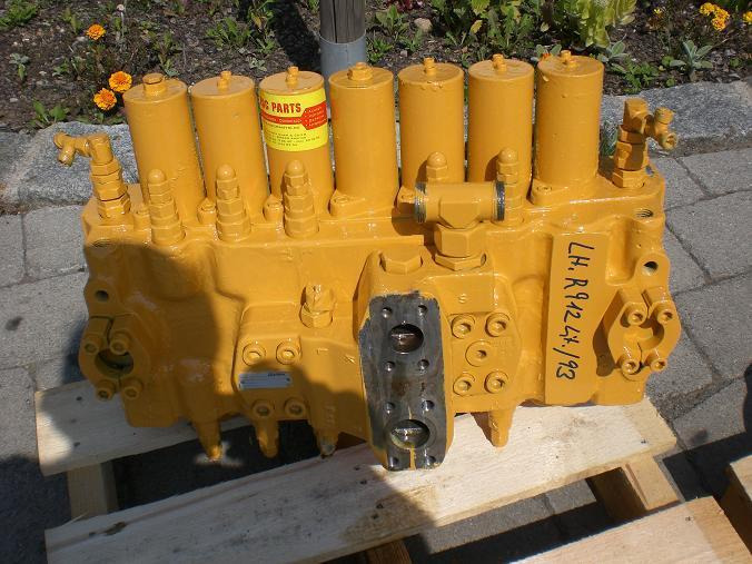 Liebherr A 902 Litronik - Valve hydraulique pour Engins de chantier: photos 5 Liebherr A 902 Litronik - Valve hydraulique pour Engins de chantier: photos 5