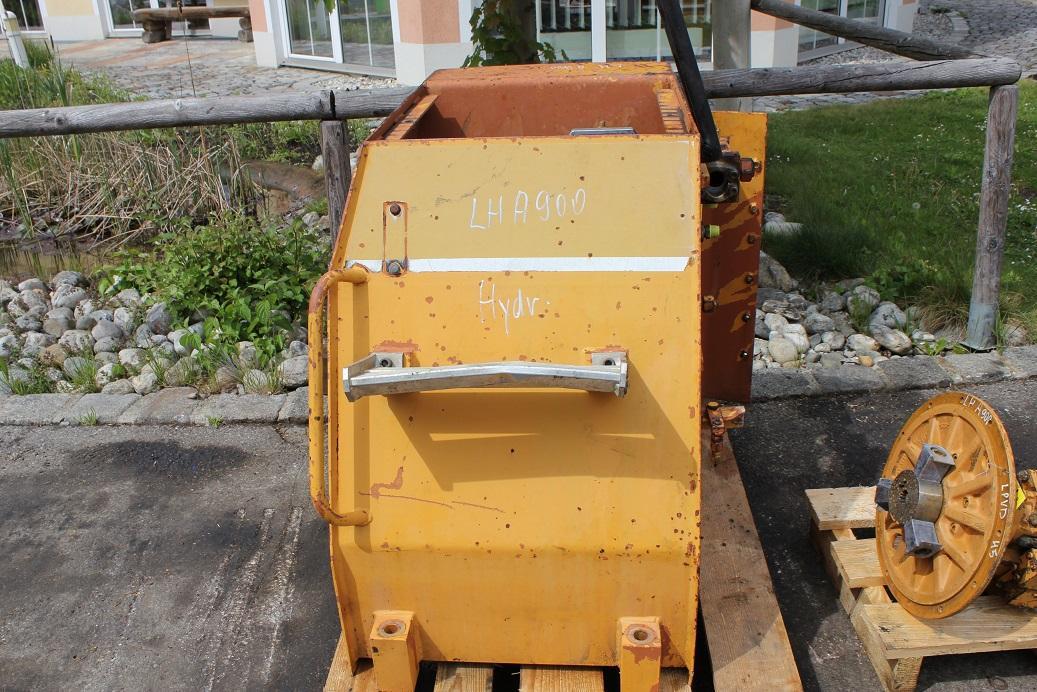 Liebherr A900B - Réservoir de carburant pour Pelle: photos 5 Liebherr A900B - Réservoir de carburant pour Pelle: photos 5