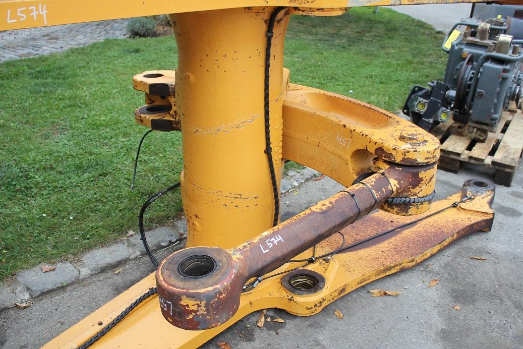 Liebherr L 574 - Flèche pour Chargeuse sur pneus: photos 3 Liebherr L 574 - Flèche pour Chargeuse sur pneus: photos 3