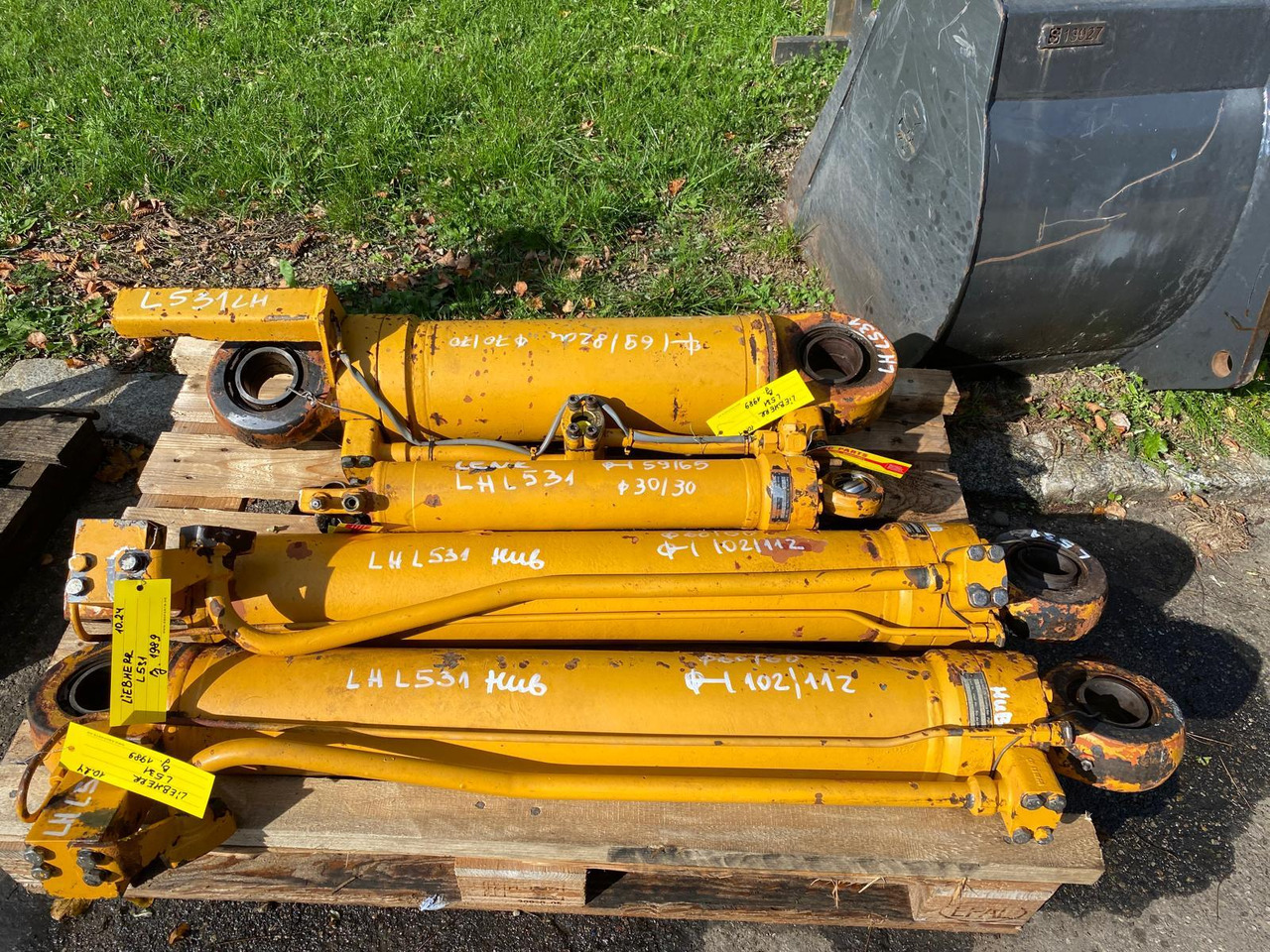 Liebherr L531 - Vérin hydraulique pour Engins de chantier: photos 4 Liebherr L531 - Vérin hydraulique pour Engins de chantier: photos 4