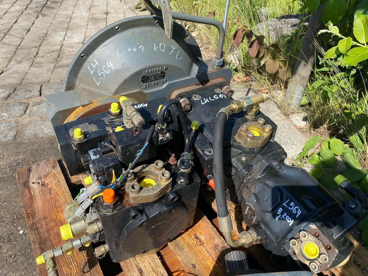 Liebherr PVG 350, A4VG 125 aus L 574 - Pompe hydraulique pour Engins de chantier: photos 3 Liebherr PVG 350, A4VG 125 aus L 574 - Pompe hydraulique pour Engins de chantier: photos 3