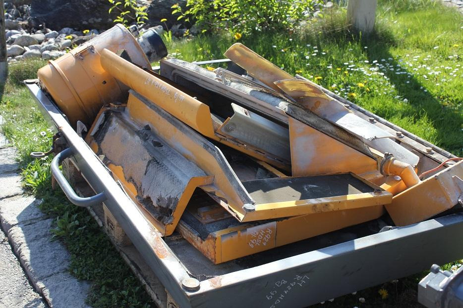 Liebherr R 924 HDSL - Carrosserie et extérieur pour Engins de chantier: photos 1 Liebherr R 924 HDSL - Carrosserie et extérieur pour Engins de chantier: photos 1