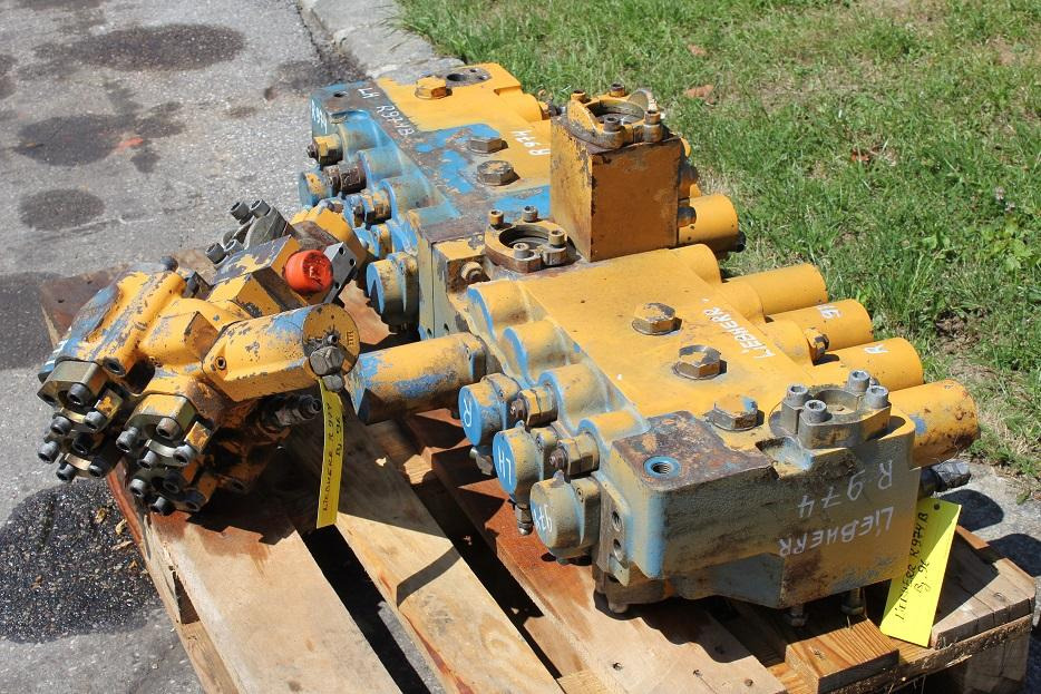 Liebherr R 974 - Valve hydraulique pour Engins de chantier: photos 2 Liebherr R 974 - Valve hydraulique pour Engins de chantier: photos 2