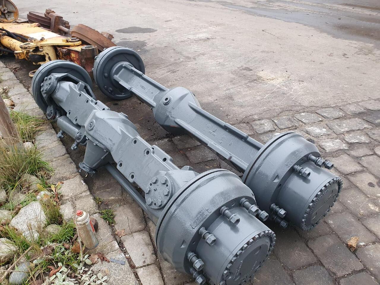 Liebherr ZF aus LH A902 - Essieu et pièces pour Engins de chantier: photos 2 Liebherr ZF aus LH A902 - Essieu et pièces pour Engins de chantier: photos 2