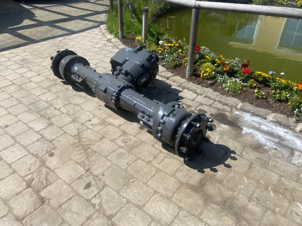 Mecalac aus 714MW - Essieu et pièces pour Engins de chantier: photos 4 Mecalac aus 714MW - Essieu et pièces pour Engins de chantier: photos 4