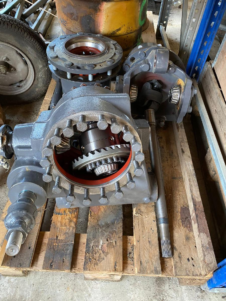 Essieu et pièces pour Engins de chantier neuf ZF MS E 3070 II: photos 11 Essieu et pièces pour Engins de chantier neuf ZF MS E 3070 II: photos 11