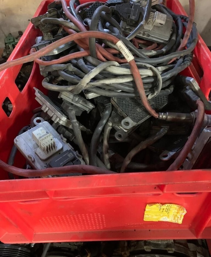 Cummins DAF euro 6 / euro 5 do regeneracji 5WK96751C DAF 4326862 Czujnik NOX, SONDA PRZED KATALIZATOREM Oryginał truck - Système d'échappement pour Camion: photos 5 Cummins DAF euro 6 / euro 5 do regeneracji 5WK96751C DAF 4326862 Czujnik NOX, SONDA PRZED KATALIZATOREM Oryginał truck - Système d'échappement pour Camion: photos 5