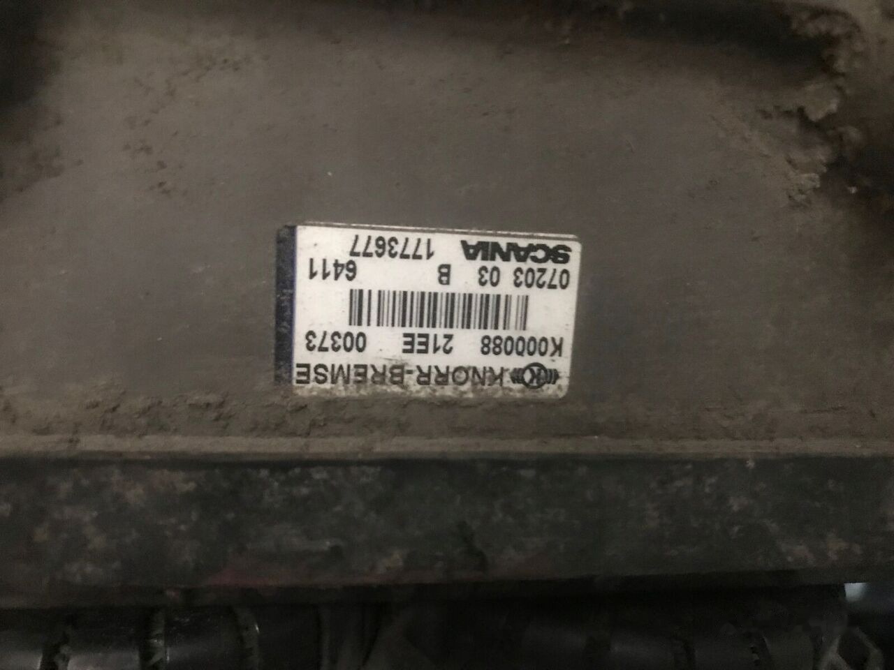 Knorr-Bremse K001411 Volvo FM FH Renault - Valve de frein pour Camion: photos 5 Knorr-Bremse K001411 Volvo FM FH Renault - Valve de frein pour Camion: photos 5