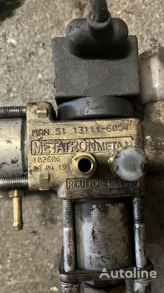 MAN 5113111-6054 MAN truck - Valve pour Camion: photos 2 MAN 5113111-6054 MAN truck - Valve pour Camion: photos 2