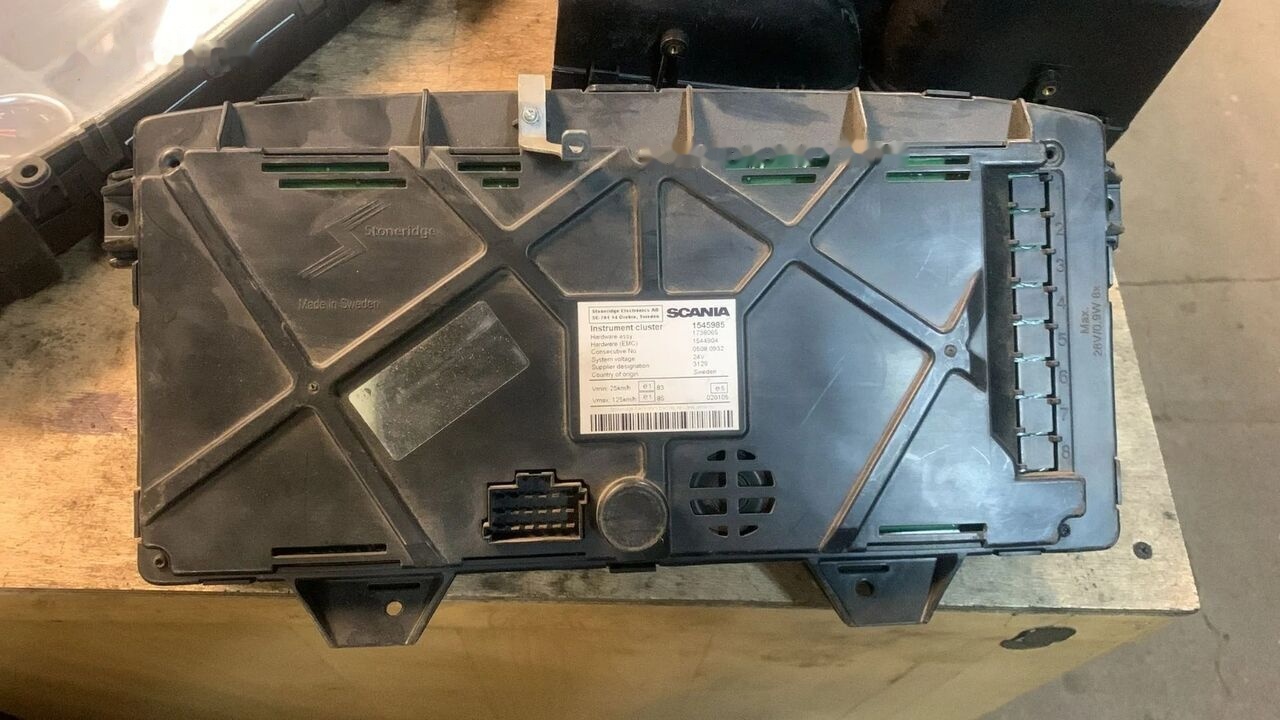 Scania Zegary Liczniki R 1545985 1738065 1544904 1545985 Scania truck - Panel de instrumentos pour Camion: photos 3 Scania Zegary Liczniki R 1545985 1738065 1544904 1545985 Scania truck - Panel de instrumentos pour Camion: photos 3