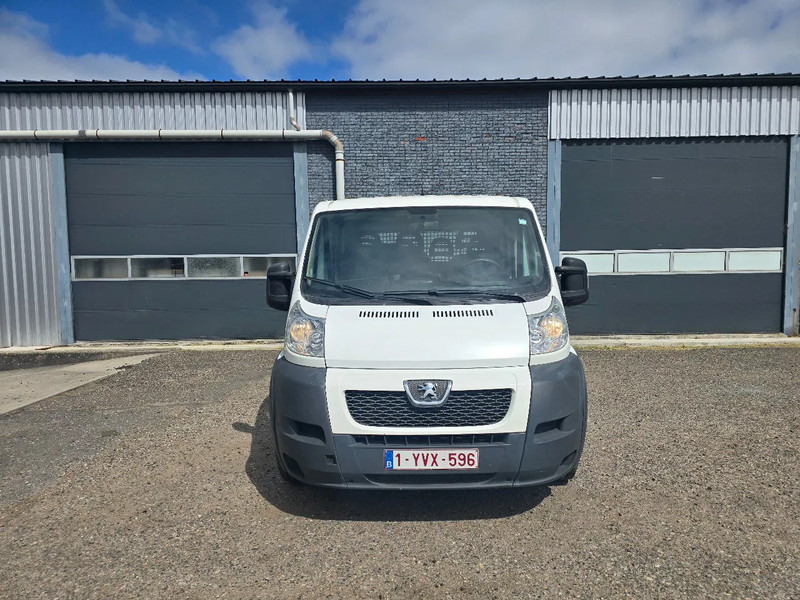 Peugeot Boxer 7 Seats 3.0 - Utilitaire plateau, Utilitaire double cabine: photos 4 Peugeot Boxer 7 Seats 3.0 - Utilitaire plateau, Utilitaire double cabine: photos 4