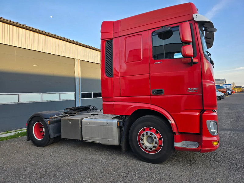 DAF XF 440 Euro 6 - Tracteur routier: photos 4 DAF XF 440 Euro 6 - Tracteur routier: photos 4