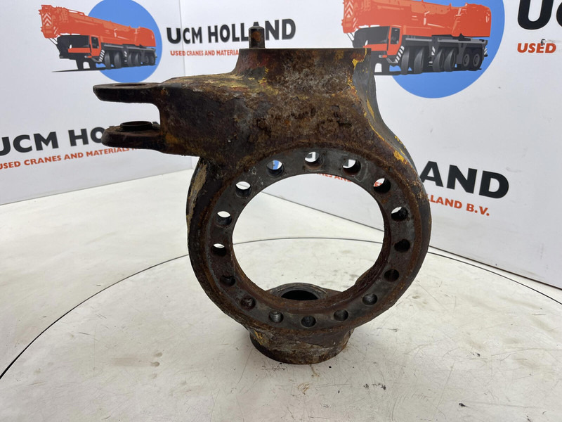 Faun RTF 50 Steering knuckle 16 holes right - Fusée d'essieu pour Grue: photos 2 Faun RTF 50 Steering knuckle 16 holes right - Fusée d'essieu pour Grue: photos 2
