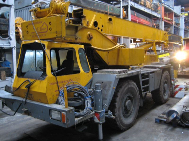 Grove AT 633 for parts - Grue mobile: photos 1 Grove AT 633 for parts - Grue mobile: photos 1