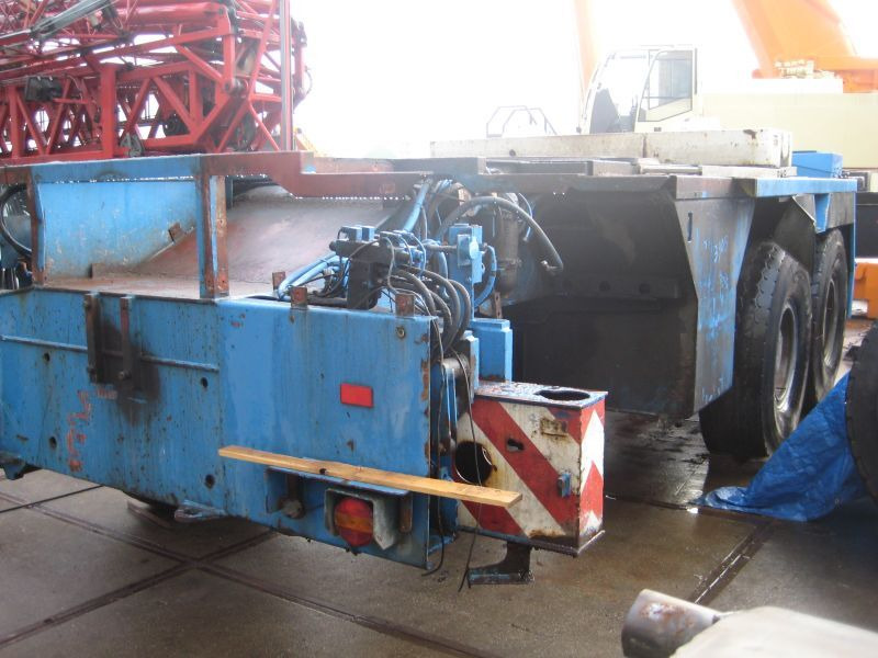 Grove GMK 3050 for parts - Grue mobile: photos 2 Grove GMK 3050 for parts - Grue mobile: photos 2