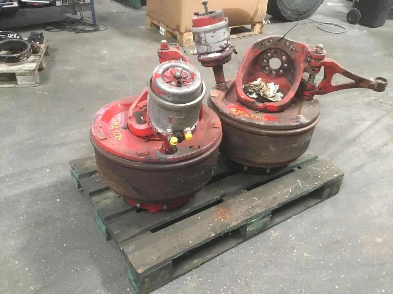 Grove GMK 5130-1 Megatrak axle house - Fusée d'essieu pour Grue mobile: photos 2 Grove GMK 5130-1 Megatrak axle house - Fusée d'essieu pour Grue mobile: photos 2