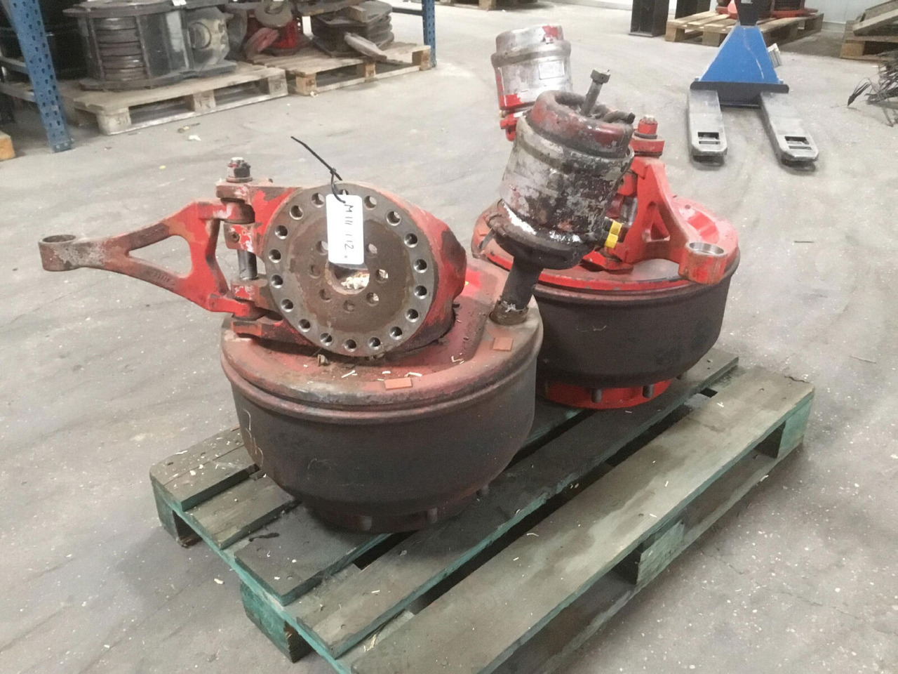 Grove GMK 5130-1 Megatrak axle house - Fusée d'essieu pour Grue mobile: photos 4 Grove GMK 5130-1 Megatrak axle house - Fusée d'essieu pour Grue mobile: photos 4