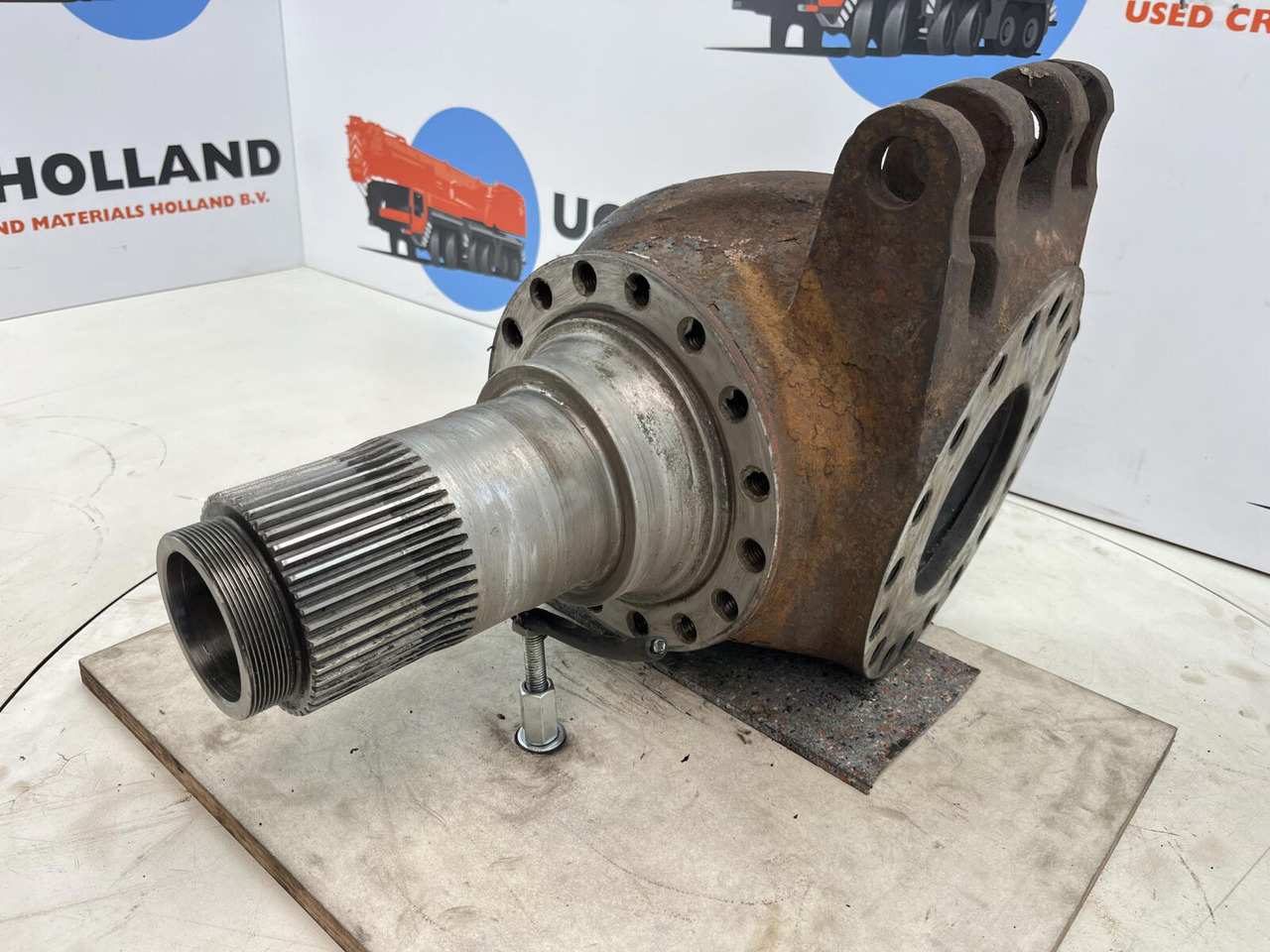 Grove GMK Megatrak steering knuckle 16 holes - Fusée d'essieu pour Grue mobile: photos 1 Grove GMK Megatrak steering knuckle 16 holes - Fusée d'essieu pour Grue mobile: photos 1