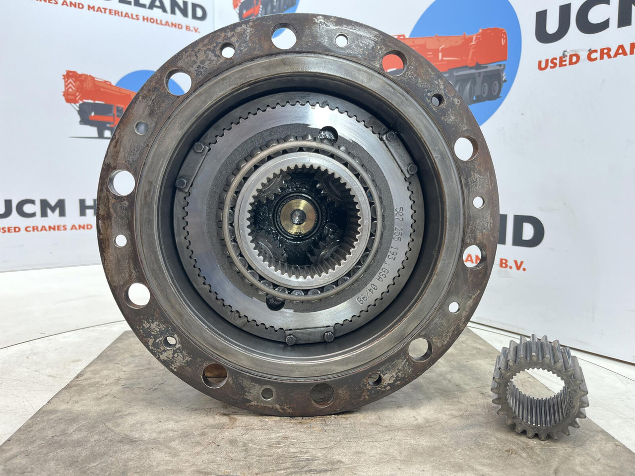 Kessler+Co Kessler planetary gear 22-25-74-40-4pl-H172-46 - Moteur de translation pour Grue: photos 5 Kessler+Co Kessler planetary gear 22-25-74-40-4pl-H172-46 - Moteur de translation pour Grue: photos 5