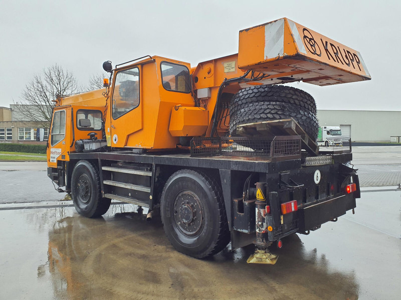 Krupp 25 GMT/AT - Grue tout-terrain: photos 4 Krupp 25 GMT/AT - Grue tout-terrain: photos 4