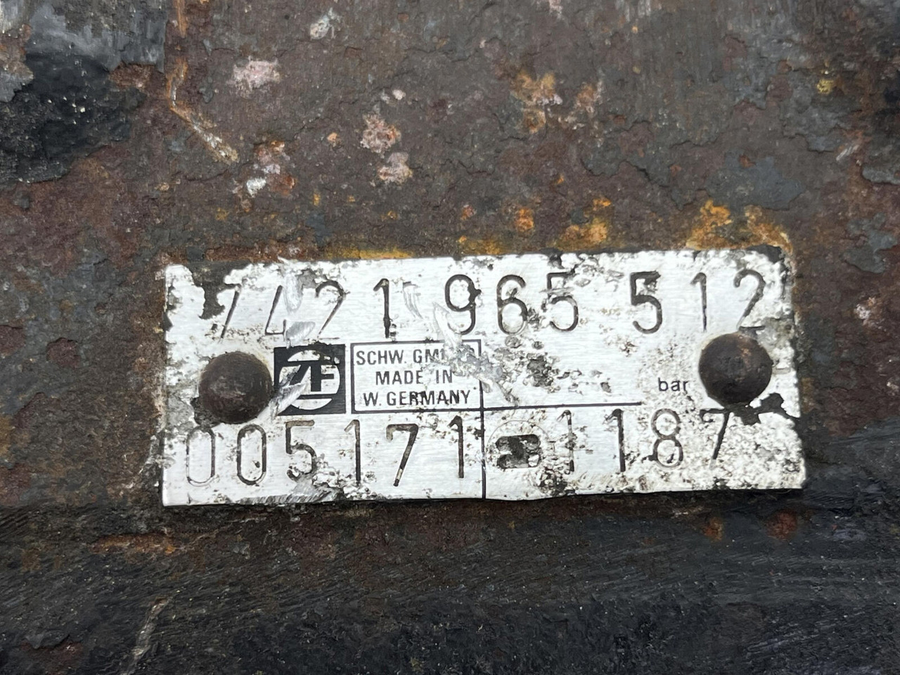 Boîtier de direction pour Grue mobile Krupp 70 GMT/AT steering box: photos 8