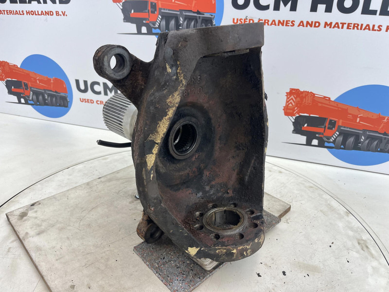 Krupp 70 GMT Steering knuckle axle 1 - Fusée d'essieu pour Grue: photos 4 Krupp 70 GMT Steering knuckle axle 1 - Fusée d'essieu pour Grue: photos 4