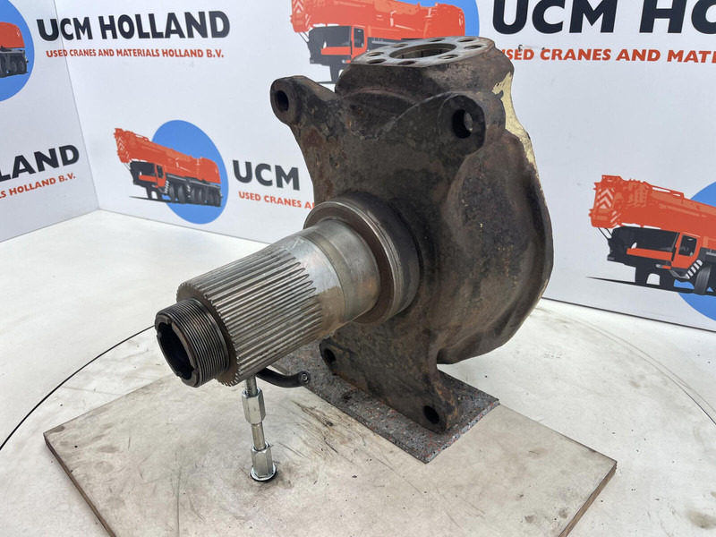 Krupp 70 GMT Steering knuckle axle 2 - Fusée d'essieu pour Grue: photos 1 Krupp 70 GMT Steering knuckle axle 2 - Fusée d'essieu pour Grue: photos 1