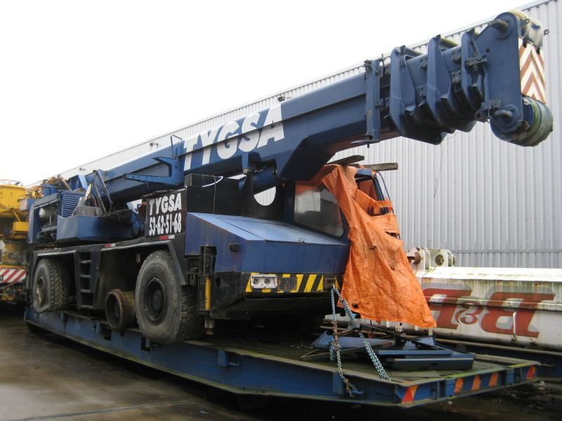 Krupp 70 GMT for parts - Grue mobile: photos 1 Krupp 70 GMT for parts - Grue mobile: photos 1