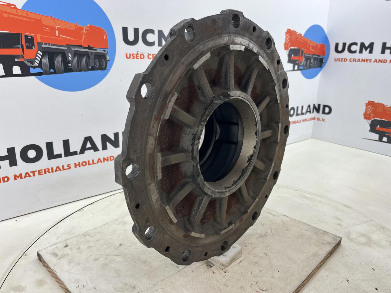 Krupp KMK 3045 Megatrak wheel hub - Moyeu pour Grue: photos 2 Krupp KMK 3045 Megatrak wheel hub - Moyeu pour Grue: photos 2